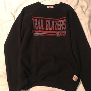 Black Portland Trail Blazers crew neck sweatshirt